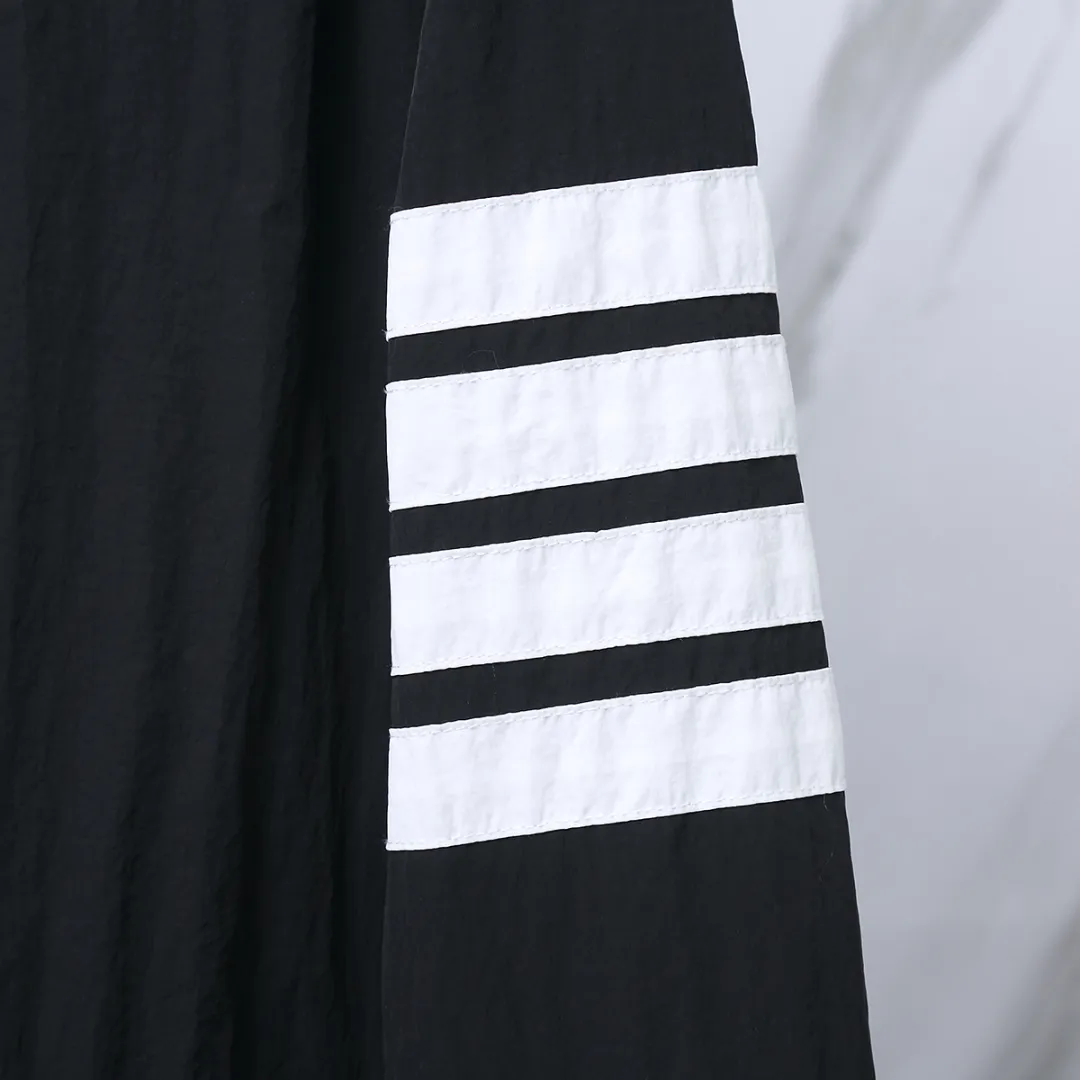 ：YT 06（TB ） THOM BROWNE TBClassic Spf 80+ Breathable White/Black/Navy Blue/Gray TB Same Style TB TB Factory 38 Quality Same Style TB TB ：White/Black/Navy Blue /Gray Size：1/2/3/4